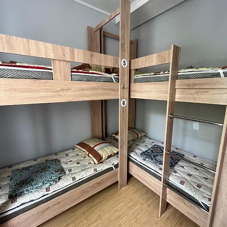 Hostel64 Αλμάτι Εξωτερικό φωτογραφία