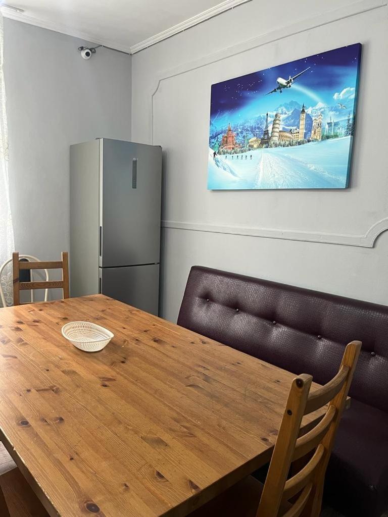 Hostel64 Αλμάτι Εξωτερικό φωτογραφία