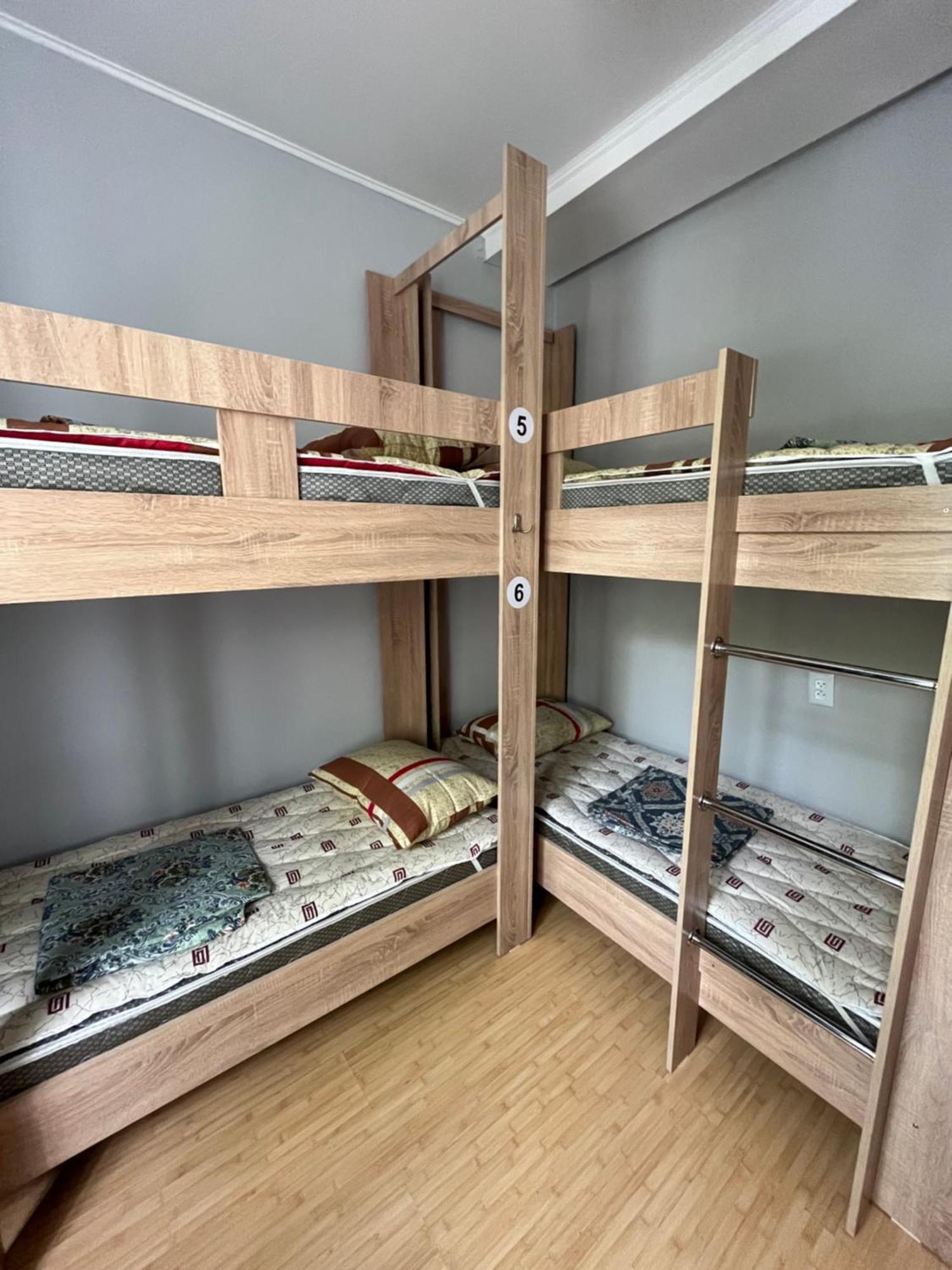 Hostel64 Αλμάτι Εξωτερικό φωτογραφία